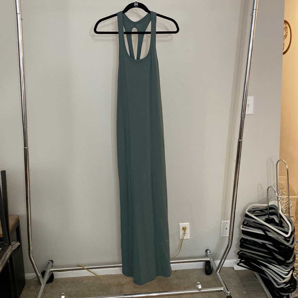 Elegant Green Maxi Dress